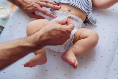 couche de bébé pleine