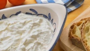 fromage Stracciatella