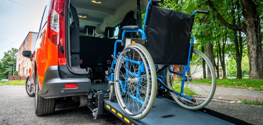vehicule fauteuil roulant